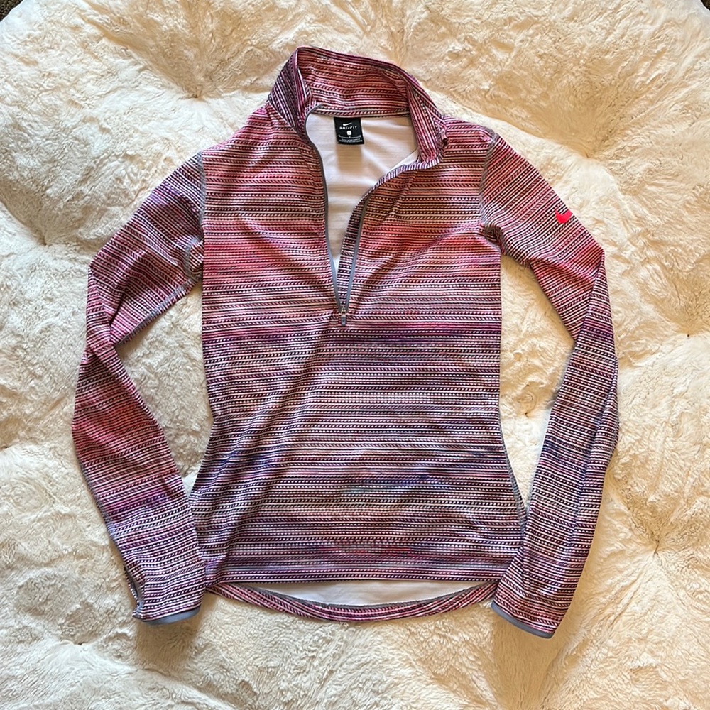 WOMENS NIKE DRI FIT LONGSLEEVE